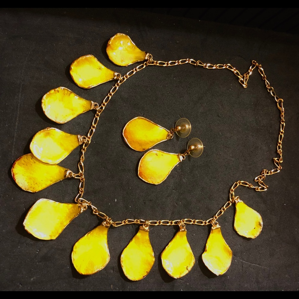 Vintage necklace and earrings